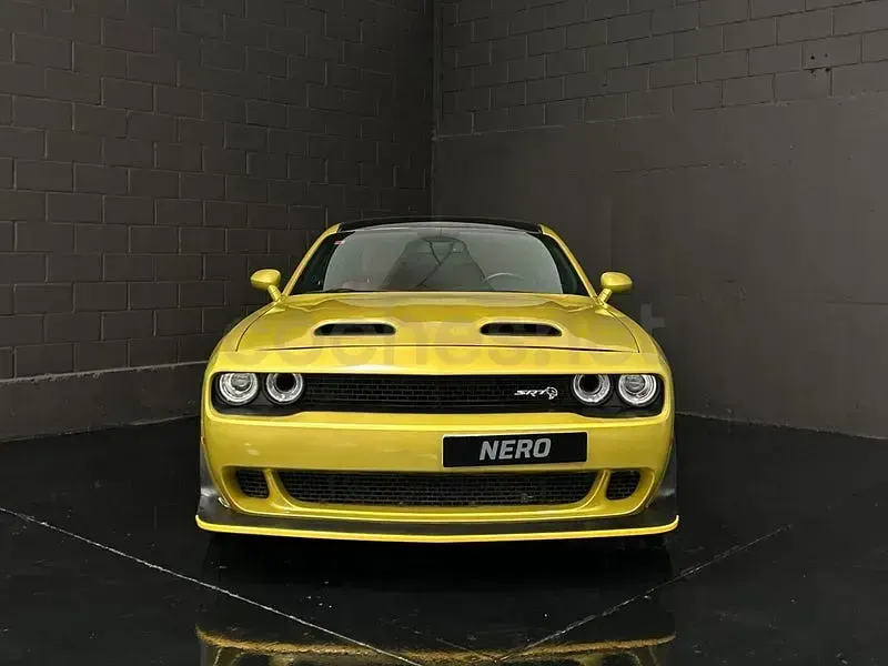 Usado Dodge Challenger 485 CV (356 kW) 2017 Amarillo Coupe