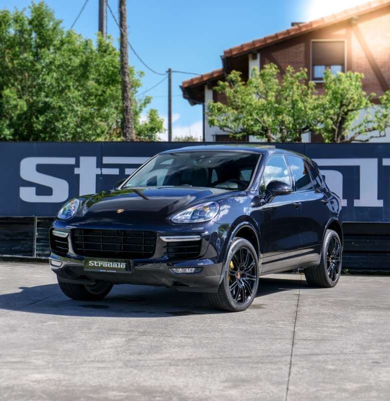 Usado Porsche Cayenne Turbo S 570 CV (419 kW) 2015 Negro SUV