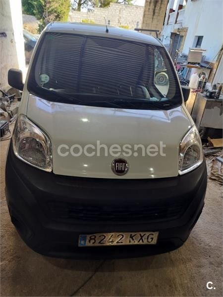 Blanco Usado 2016 Fiat Fiorino Monovolumen | 6630 € (Un poco caro) - Imagen 1/4