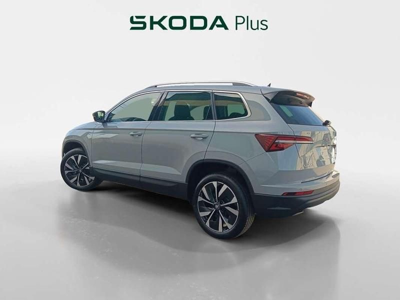 Usado Skoda Karoq Selection 150 CV (110 kW) 2025 Gris SUV