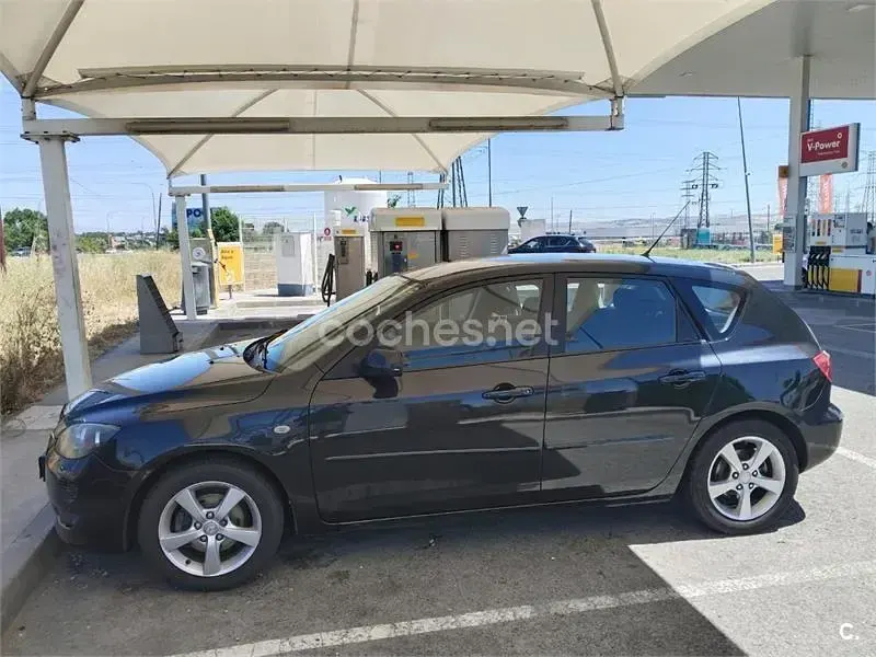 Usado Mazda 3 Active 105 CV (77 kW) 2005 Negro Berlina
