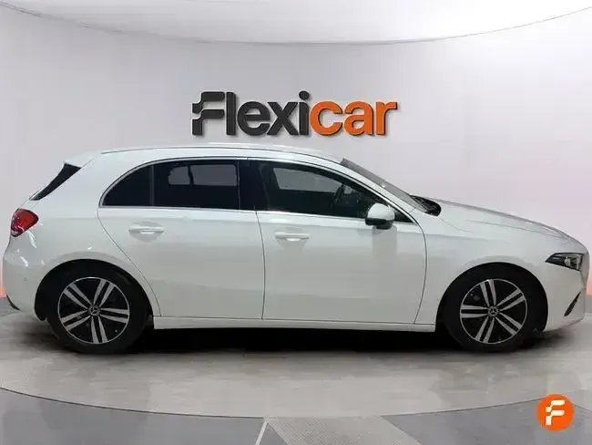 Usado Mercedes A180 116 CV (85 kW) 2019 Blanco Berlina