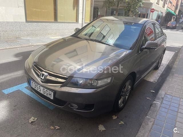 Usado Honda Accord Sport 155 CV (114 kW) 2008 Gris / plata Berlina