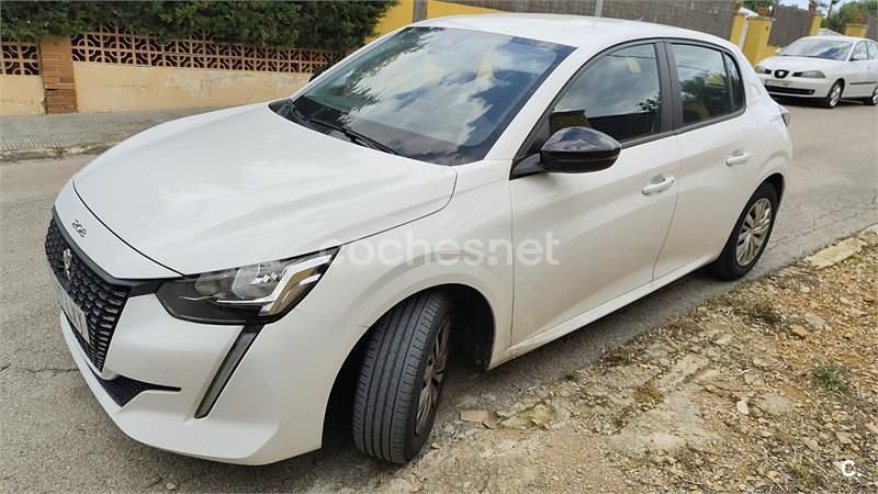 Blanco Usado 2022 Peugeot 208 Style Utilitario | 12.300 € (Precio justo) - Imagen 1/4
