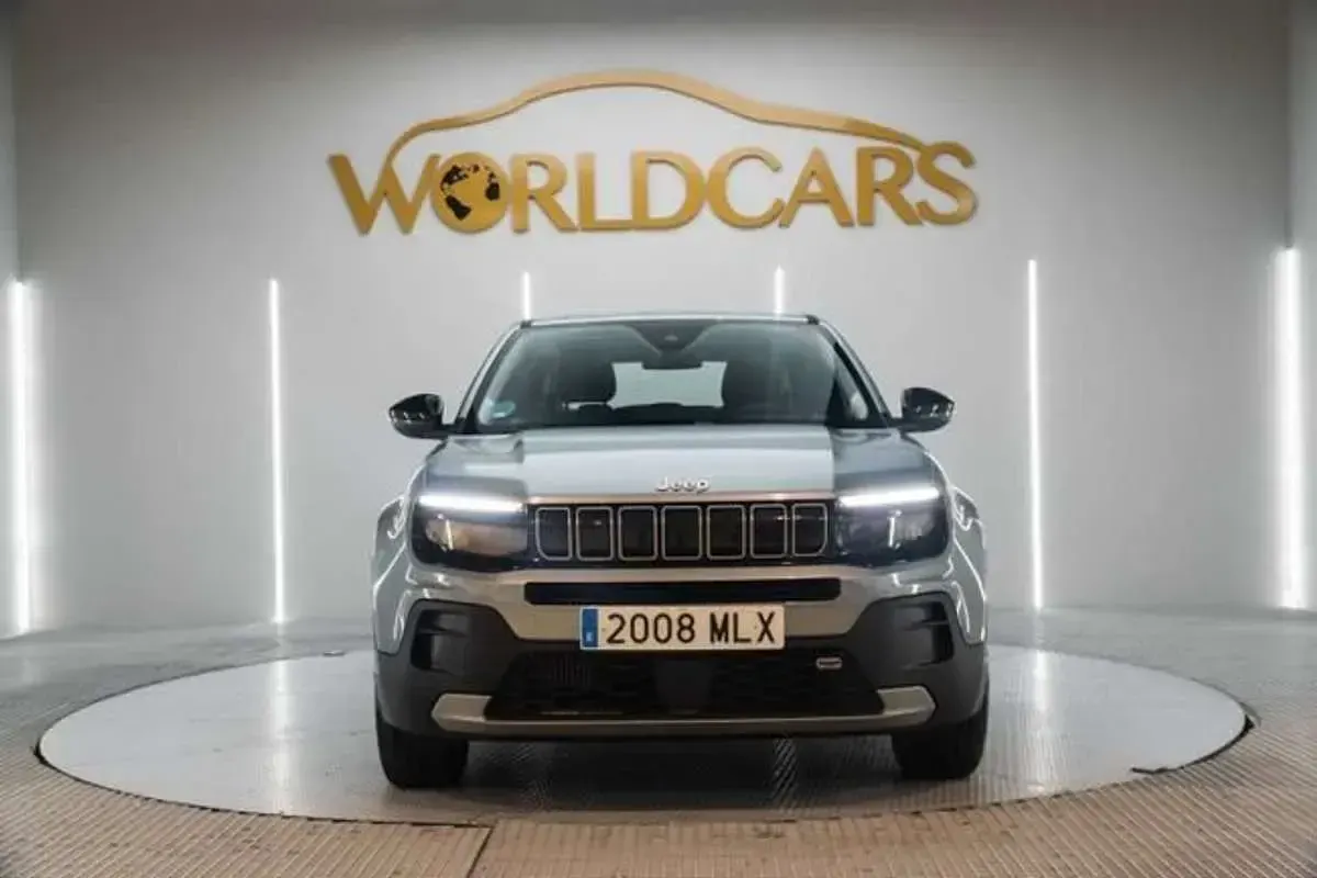 Usado Jeep Avenger Altitude 101 CV (74 kW) 2023 Gris SUV