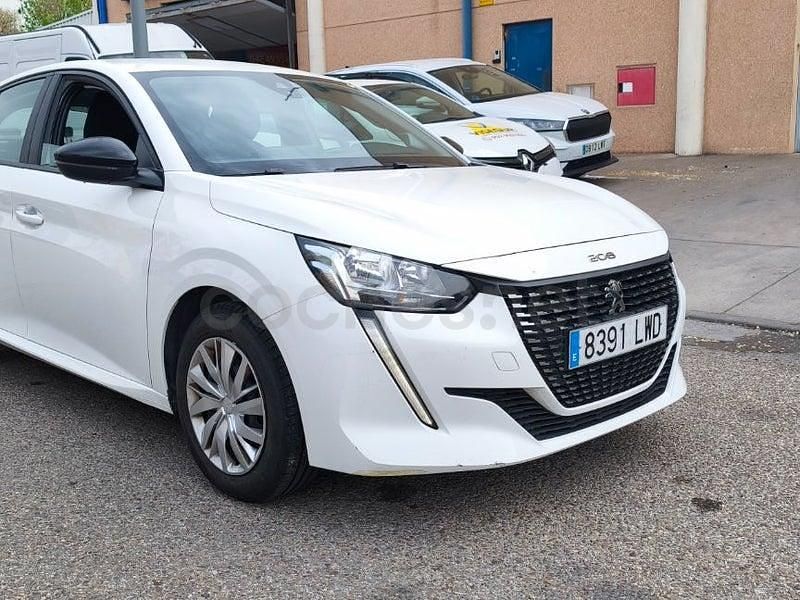 Usado Peugeot 208 Active 100 CV (73 kW) 2022 Blanco Utilitario