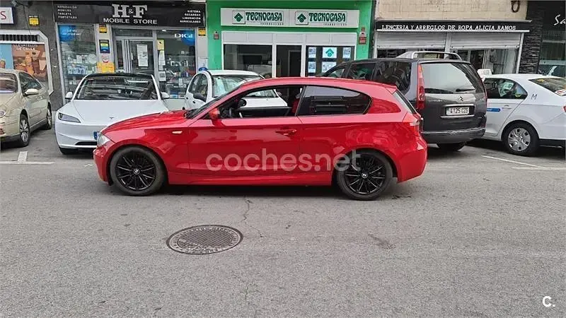Usado BMW 118 143 CV (105 kW) 2008 Rojo Utilitario