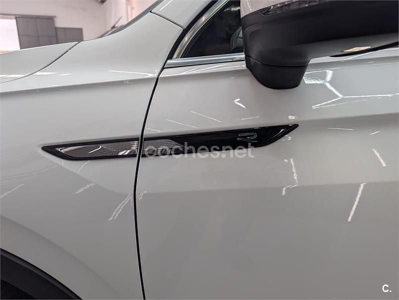 Usado VW Tiguan R-line 150 CV (110 kW) 2022 Blanco SUV