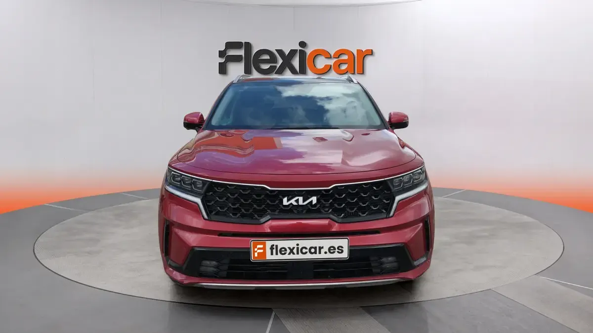Usado Kia Sorento 194 CV (142 kW) 2023 Granate SUV