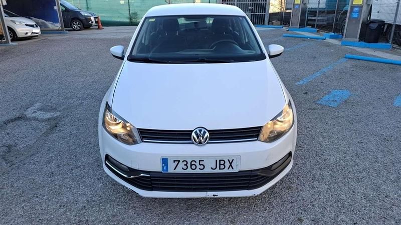 Usado VW Polo 75 CV (55 kW) 2015 Blanco Utilitario