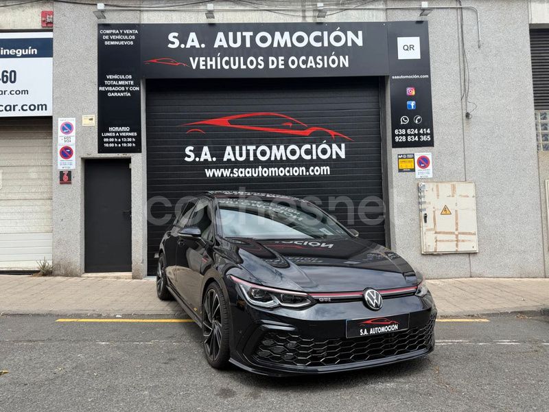 Negro Usado 2021 VW Golf VIII GTI Berlina | 35.990 € (Caro) - Imagen 1/4