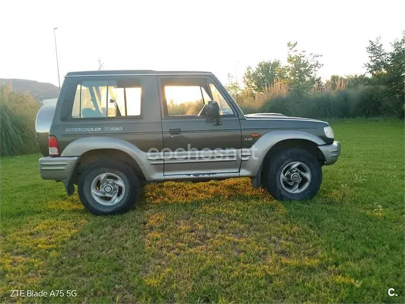 Usado Galloper Exceed 105 CV (77 kW) 1998 Azul SUV