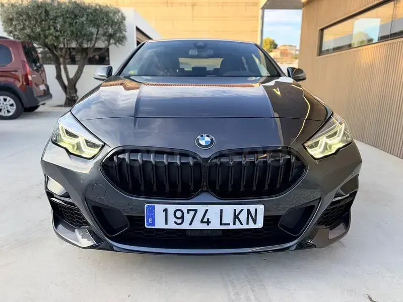 Usado BMW 218 Shadowline 150 CV (110 kW) 2020 Gris / plata Coupe
