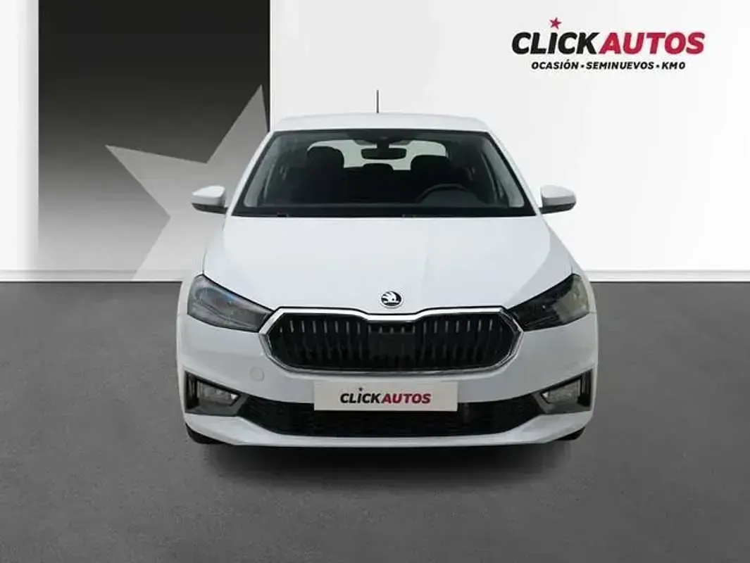 Usado Skoda Fabia Selection 116 CV (85 kW) 2026 Blanco Utilitario