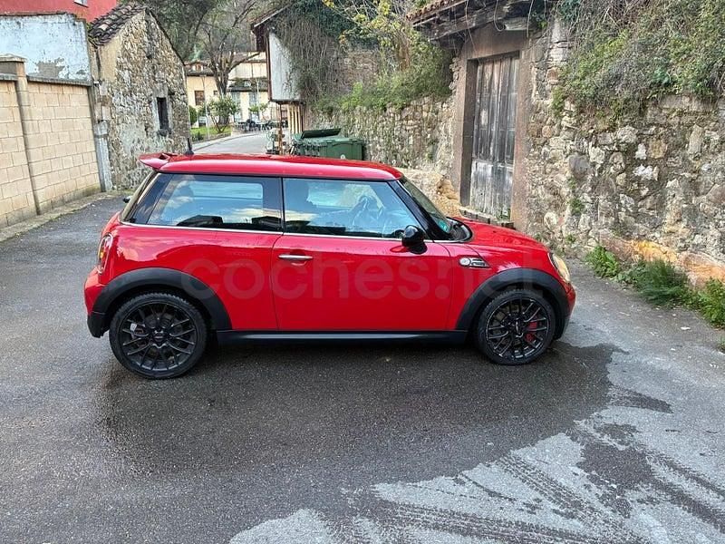 Usado Mini John Cooper Works 211 CV (155 kW) 2009 Rojo Utilitario