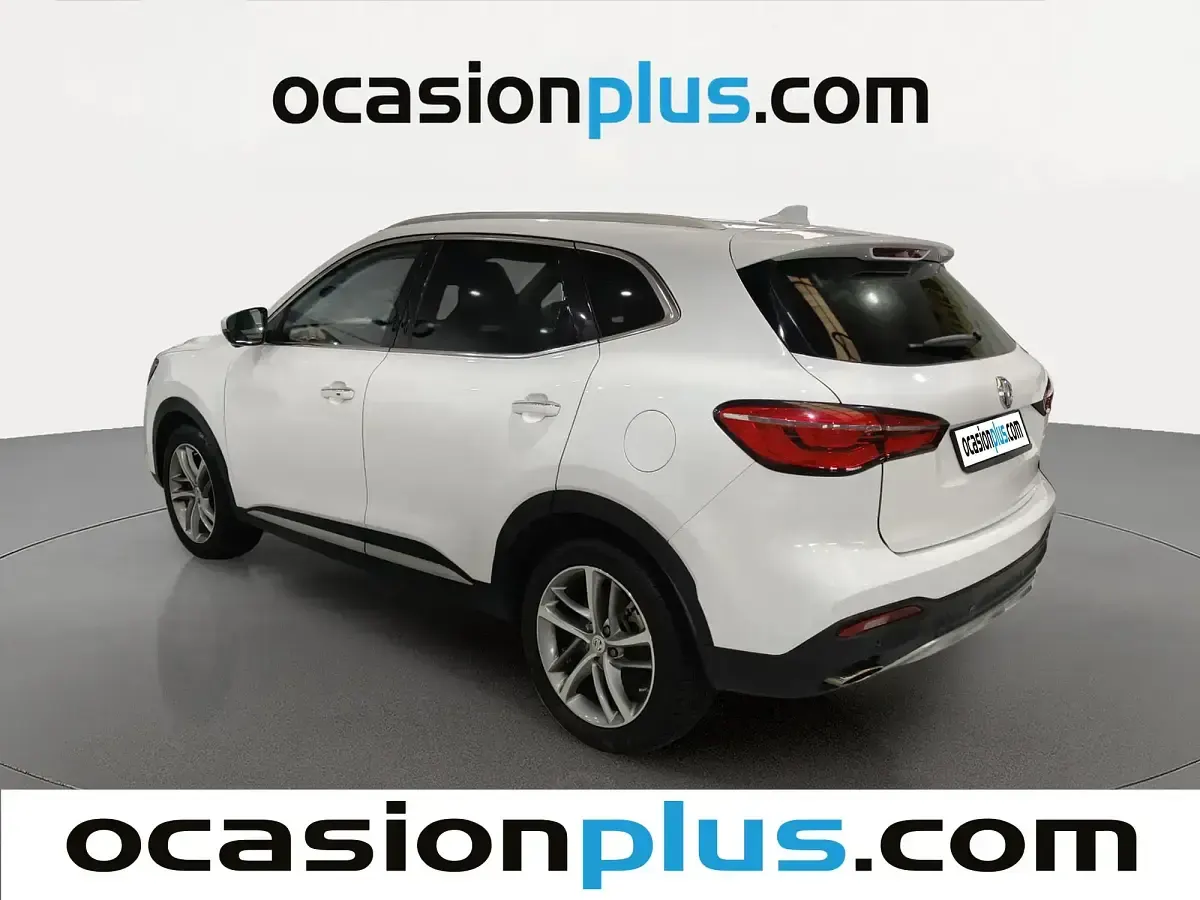 Używany MG HS Luxury 162 KM (119 kW) 2023 Biały SUV