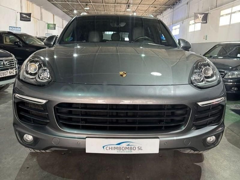 Usado Porsche Cayenne S E-Hybrid 416 CV (305 kW) 2015 Gris / plata SUV