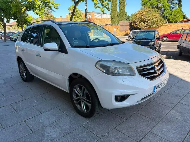 Usado Renault Koleos Privilege 150 CV (110 kW) 2012 Blanco SUV