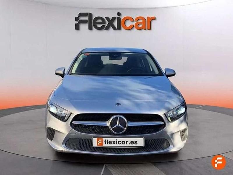 Usado Mercedes A200 136 CV (100 kW) 2019 Gris Utilitario