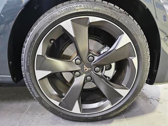 Nuevo Cupra Leon 150 CV (110 kW) 2026 Gris Berlina