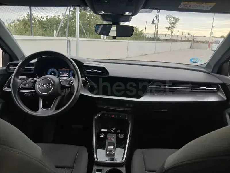 Usado Audi A3 Advanced Plus 110 CV (80 kW) 2022 Azul Berlina