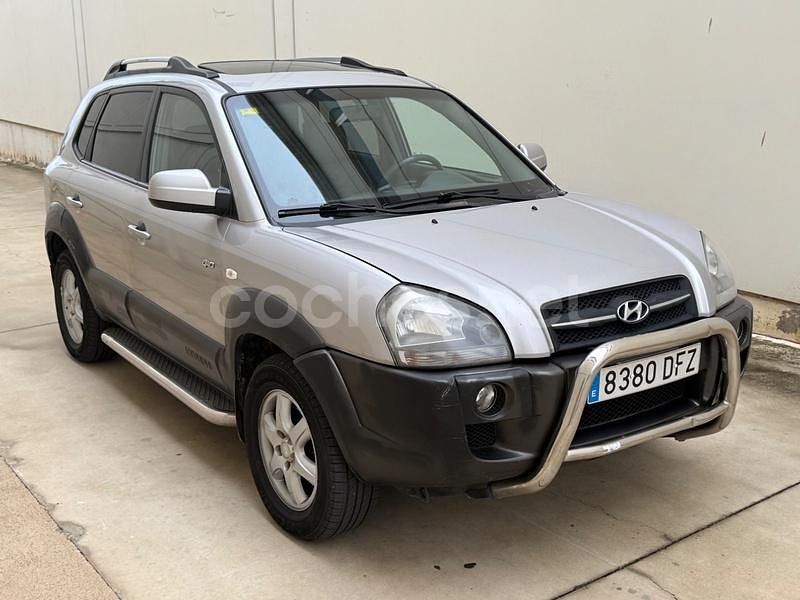Usado Hyundai Tucson Style 112 CV (82 kW) 2005 Gris / plata SUV