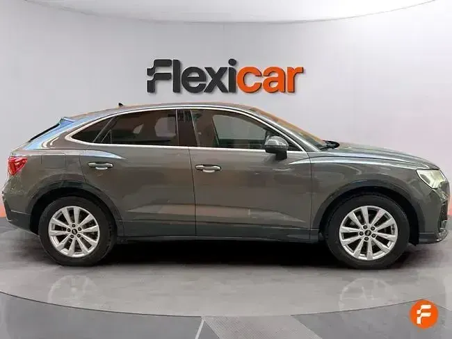 Usado Audi Q3 150 CV (110 kW) 2021 Gris SUV