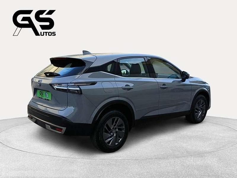 Usado Nissan Qashqai Acenta 140 CV (102 kW) 2025 Gris SUV