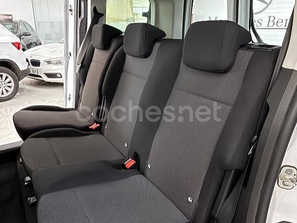 Usado Peugeot Rifter Active 100 CV (73 kW) 2022 Blanco Monovolumen