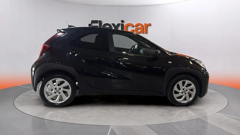 Usado Toyota Aygo X 72 CV (52 kW) 2024 Negro SUV