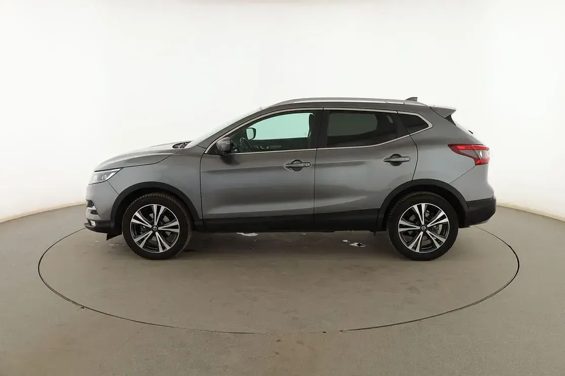 Usado Nissan Qashqai Acenta 140 CV (102 kW) 2019 Gris SUV