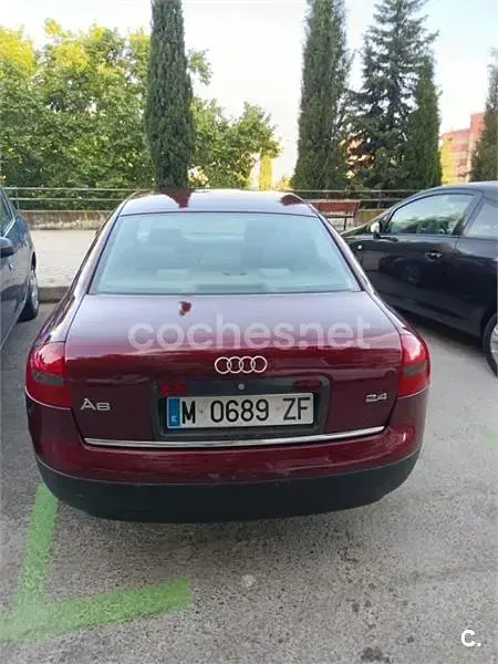 Usado Audi A6 165 CV (121 kW) 2000 Granate Berlina