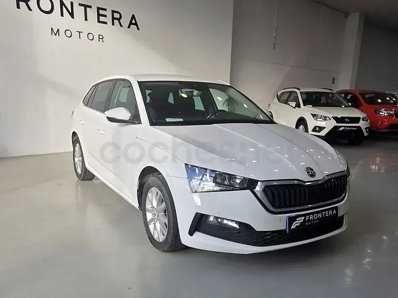 Usado Skoda 110 R 110 CV (80 kW) 2022 Blanco Berlina