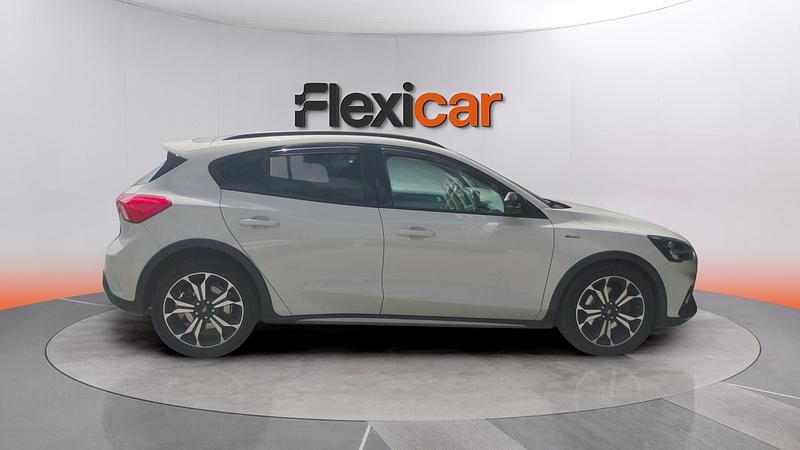Usado Ford Focus Active 125 CV (91 kW) 2020 Blanco Berlina