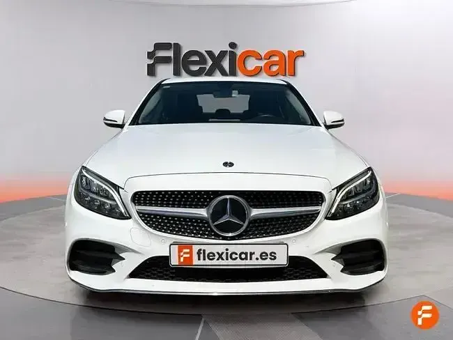 Używany Mercedes C200 184 KM (135 kW) 2018 Biały Sedan/Limuzyna