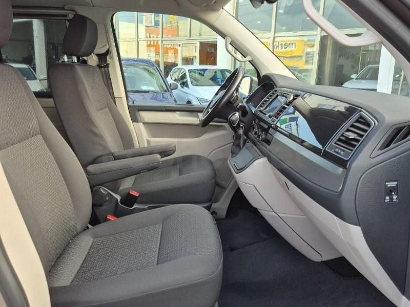 Usado VW Caravelle 150 CV (110 kW) 2019 Beige Monovolumen