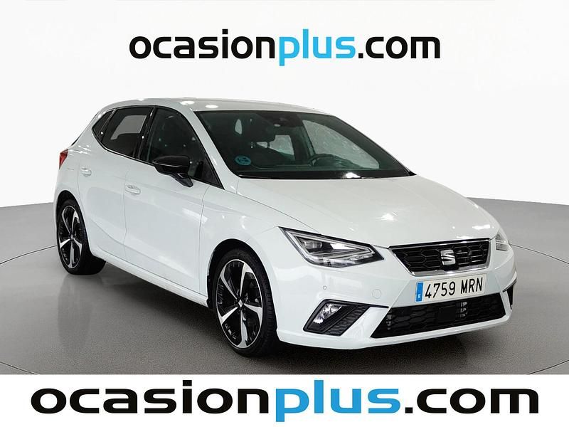 Usado Seat Ibiza FR 150 CV (110 kW) 2024 Blanco Utilitario