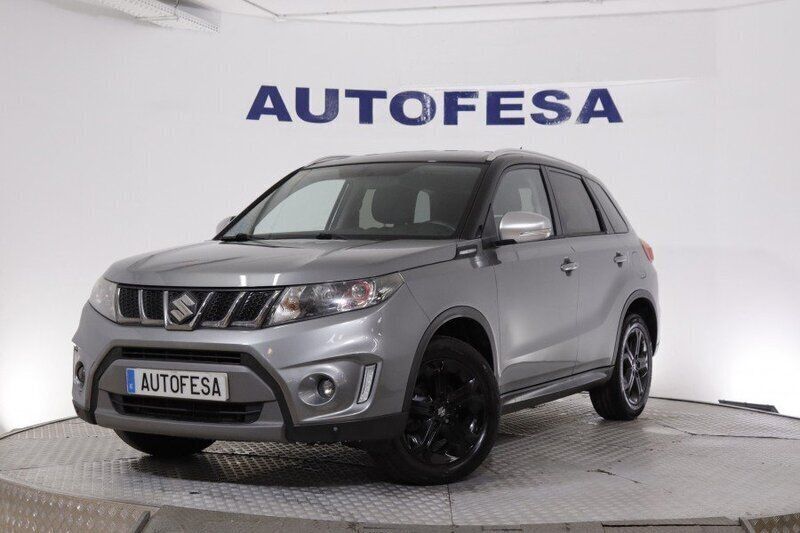 Gris Usado 2018 Suzuki Vitara GLX SUV | 15.350 € (Precio justo) - Imagen 1/4