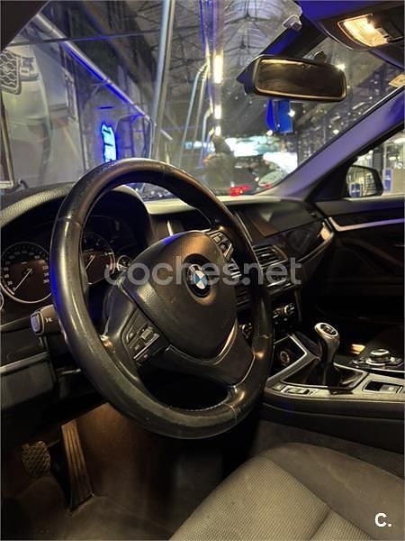 Usado BMW 520 Gran Turismo 184 CV (135 kW) 2015 Negro Berlina