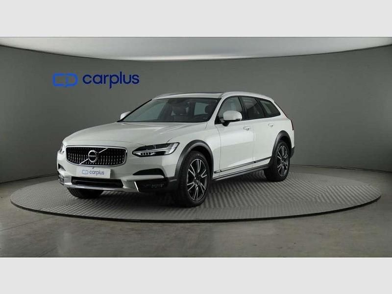 Usado Volvo V90 CC Pro 190 CV (139 kW) 2020 Blanco Familiar