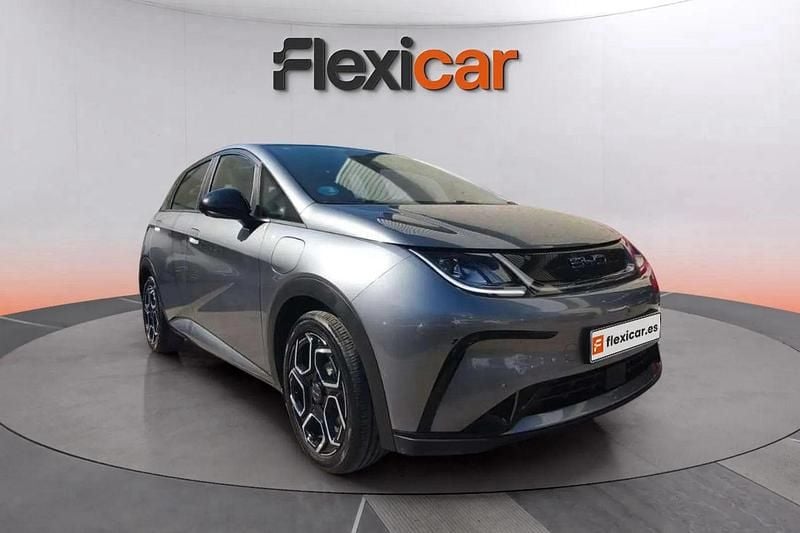 Usado BYD Dolphin Design 150 kW (204 CV) 2025 Gris Utilitario