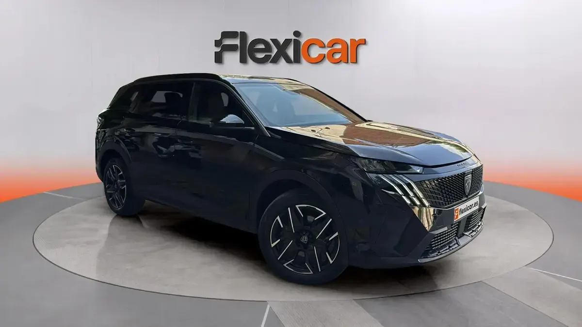 Usado Peugeot 5008 Allure 136 CV (100 kW) 2025 SUV