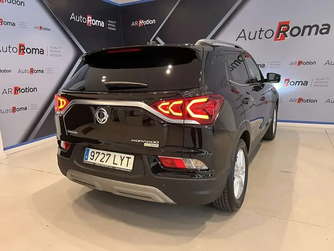 Usado SsangYong Korando Limited 163 CV (119 kW) 2022 Negro SUV