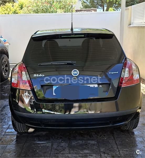 Negro Usado 2006 Fiat Stilo Berlina | 3200 € (Precio justo) - Imagen 1/4