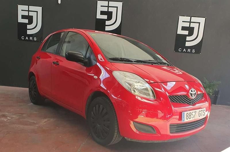 Brugt Toyota Yaris Live 69 HK (50 kW) 2010 Rød Hatchback