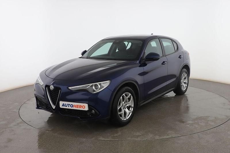 Usado Alfa Romeo Stelvio Super 150 CV (110 kW) 2018 Azul SUV