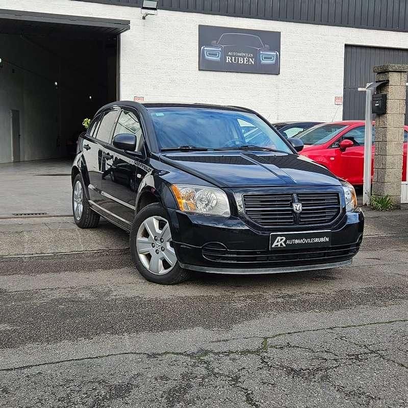 Usado Dodge Caliber SXT 139 CV (102 kW) 2009 Negro Utilitario