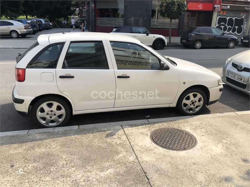 Usado Seat Ibiza 2001 Berlina