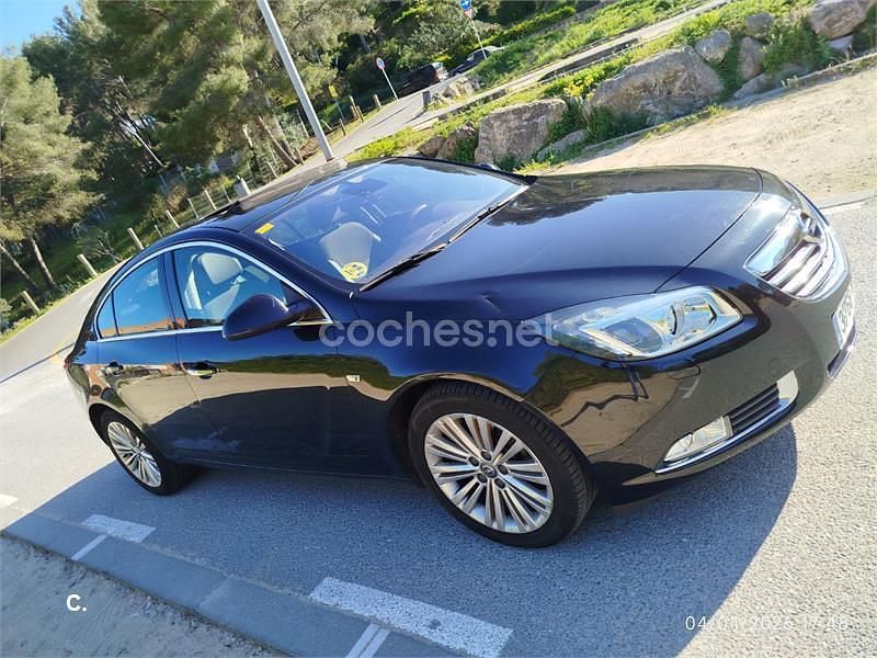 Usado Opel Insignia Excellence 130 CV (95 kW) 2013 Negro Berlina