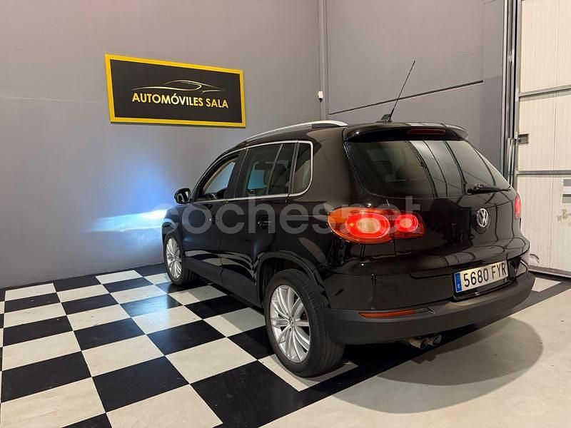 Usado VW Tiguan 140 CV (102 kW) 2007 Negro SUV